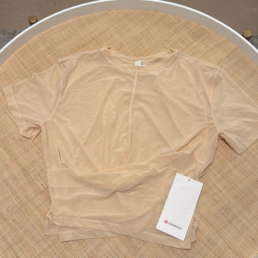 Lululemon Mesh Reversible Yoga Tee
